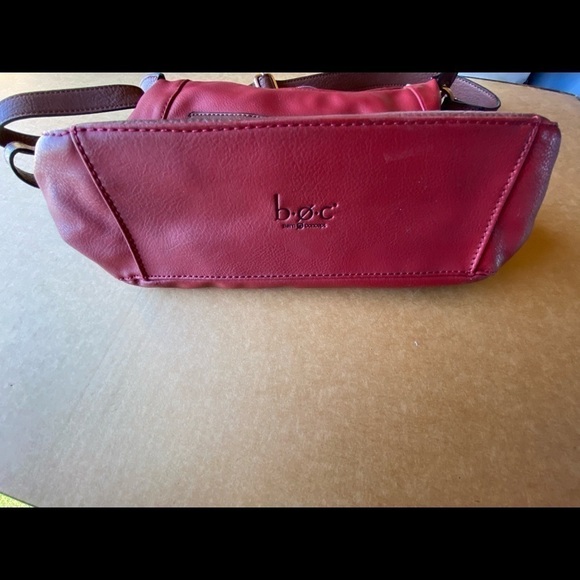 EUC BOC Red Purse Pretty Red and Brown with shoulder strap - Picture 4 of 9
